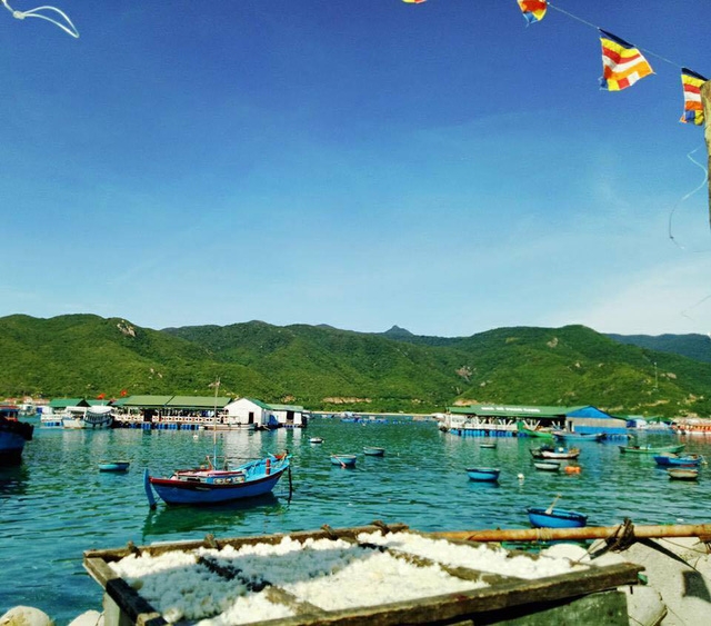 Top 5 islands to enjoy lobsters in Vietnam