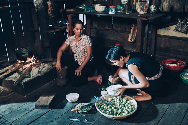 Images reveal daily life of H’Hen Nie as she captures int’l media’s attention