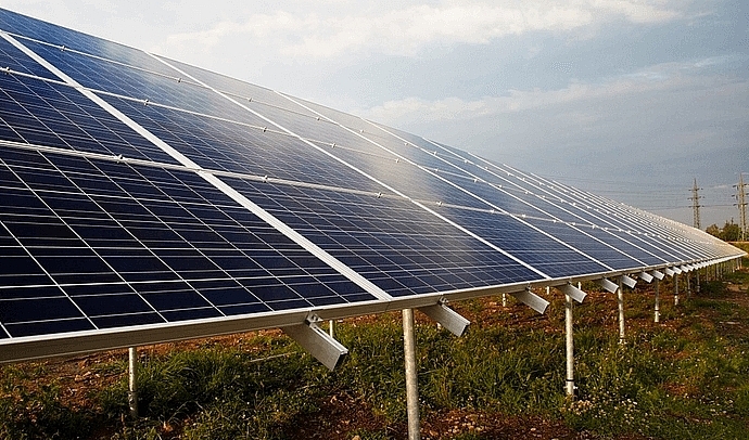 Giant solar power plant to start operation this year