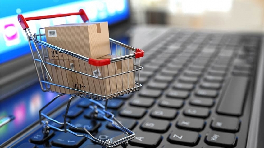 Raging competition on e-commerce market promises to heat further up