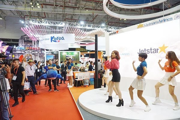 Expo venues in HCM City nearly fully booked till end-2019