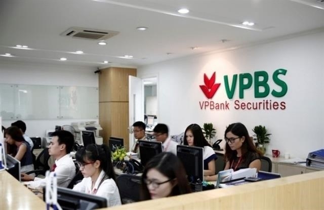 75,000 derivatives trading accounts opened in first six months