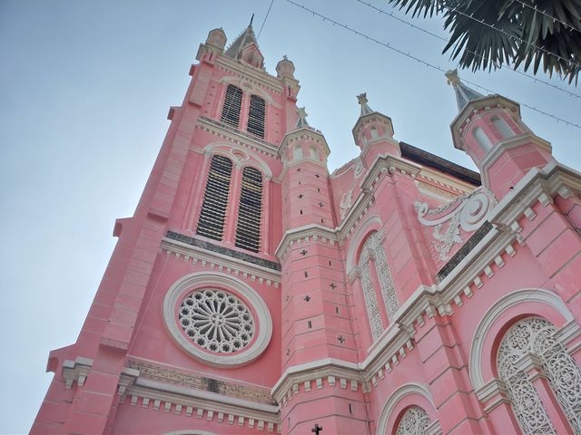 Foreign tourists flock to view Tan Dinh Church in HCM City