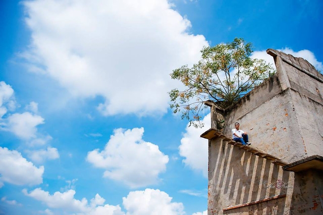 Old brick kiln near Hoi An entices young travelers