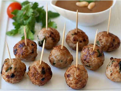 Grilled meatballs in Lang Son