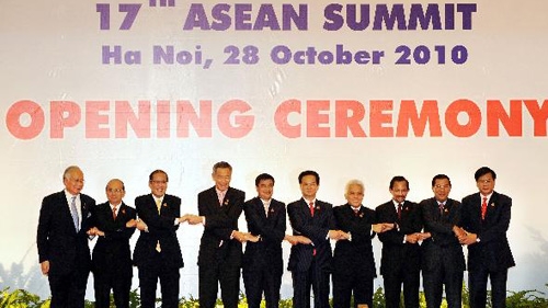 Vietnam’s diplomatic tasks in ASEAN in 2013