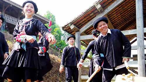 Giay ethnic people’s New Year Festival in Ha Giang