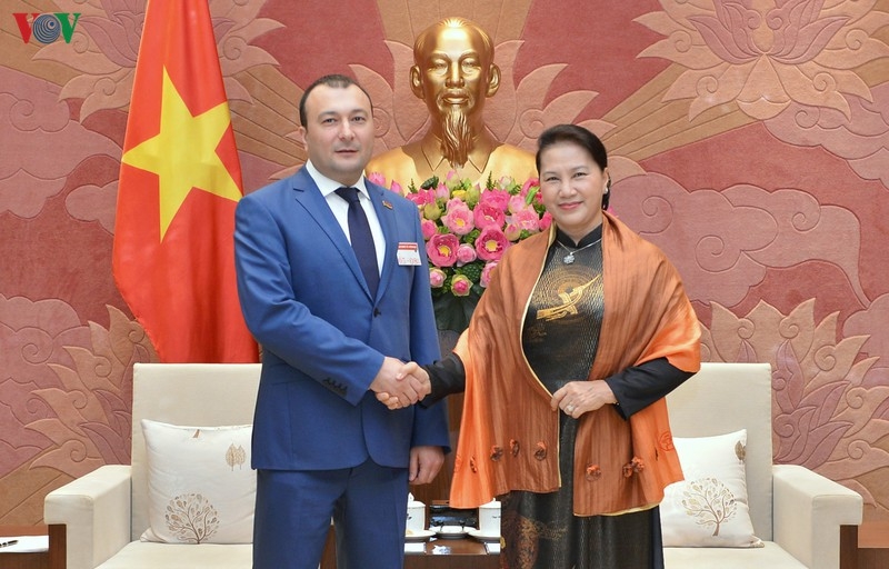 NA Chairwoman receives Armenian and Japanese guests