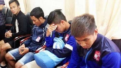 Lifetime soccer bans for 6 Vietnamese players