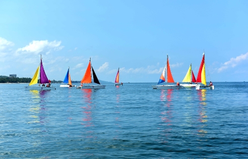 Sailing in Phu Quoc pearl island