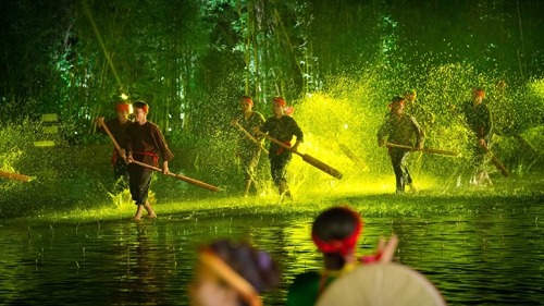 Traditional culture brought to the stage