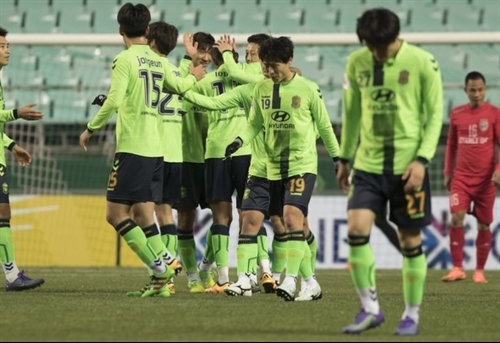 Binh Duong lose to Korea’s Jeonbuk