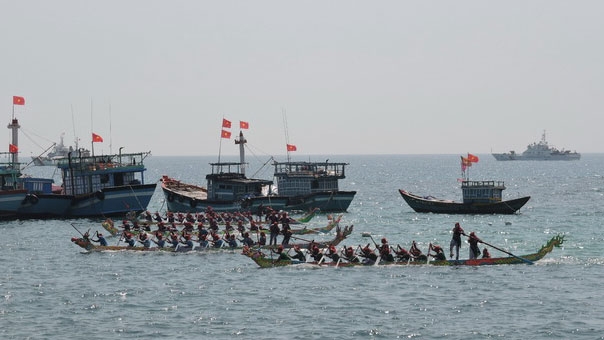 New Year boat racing kicks off on Ly Son island