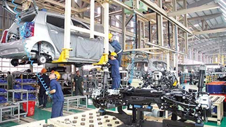 Industrial output rises 4.5 pct in 10 months