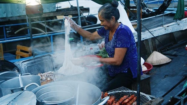 Delicious breakfast at Cai Rang floating market