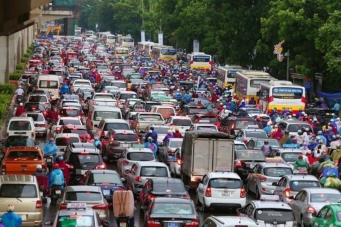 Excess car demand for Tet holiday drives prices up