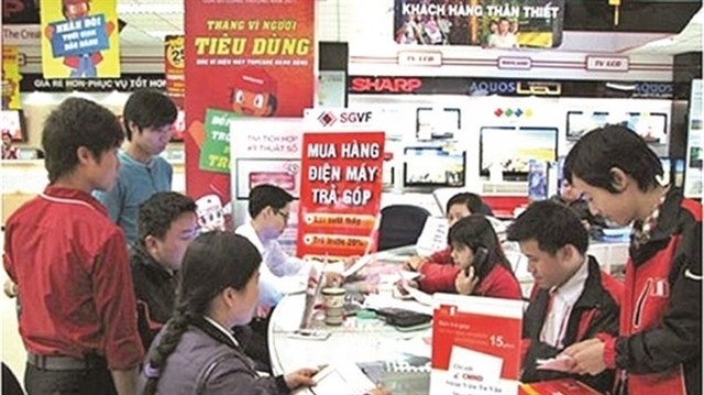 Central bank sets to tighten unsecured consumer finance