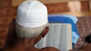Cham ethnic people celebrate Ramadan festival