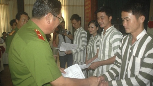 Vietnam may pardon 32 foreigners in National Day amnesty program