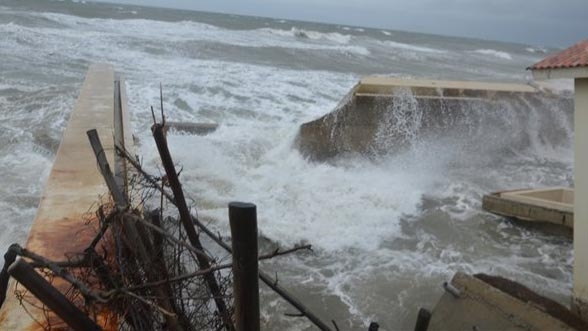 Cua Dai Beach disappearing because of erosion