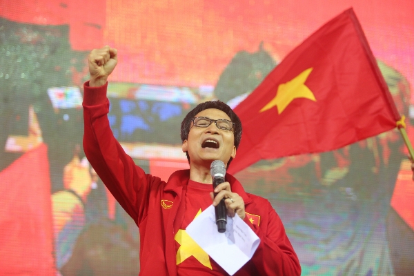 Deputy PM cries 'Vietnam still wins' despite defeat to Uzbekistan