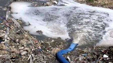 Hanoi to get touch on environmental violations in 2014