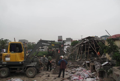 Explosion kills four workers in northern Vietnam