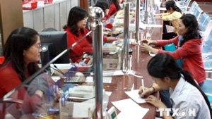 Fitch upgrades Vietnam’s rating to 'BB-', stable outlook
