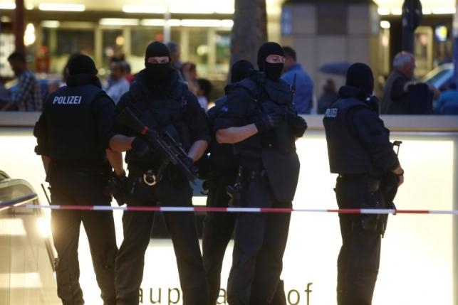 German-Iranian gunman kills at least nine in Munich shopping mall