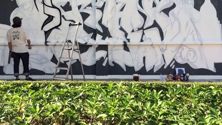Graffiti marks VN-German relations