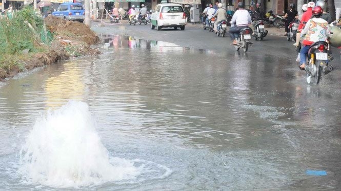 HCM City losing 28% of tap water through leaks