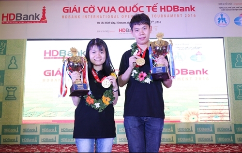 Nguyen, Wang win HDBank Chess Cup