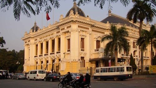 Photos of Hanoi show a changing city