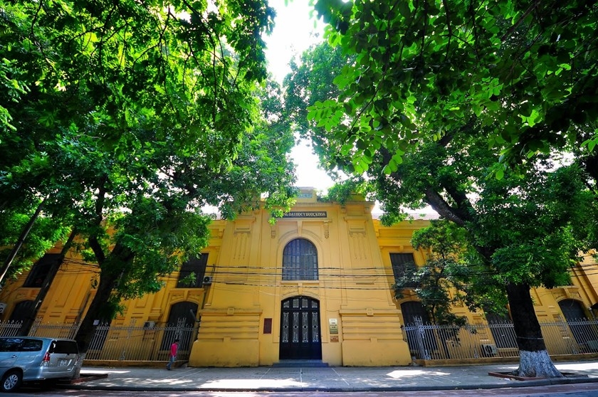 French architectural influences linger in Hanoi