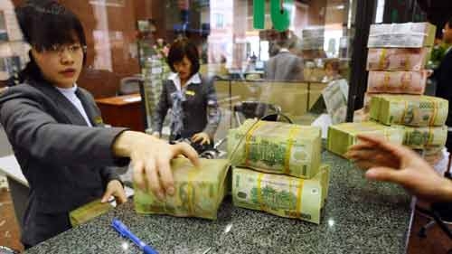 Debt-to-equity swaps too risky for Vietnamese banks