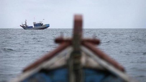 Indonesia asks China to clarify East Sea claims