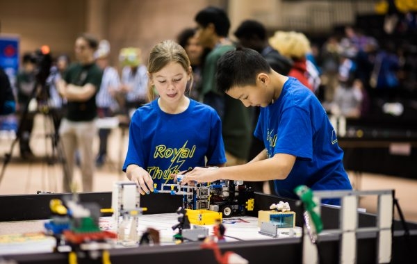 LEGO Education and Samsung Vina kick off STEM robotics competitions