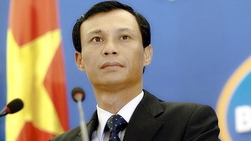 Vietnam slams China for East Sea activities