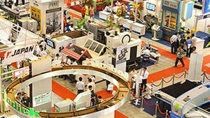 Leading mechanical exhibition underway in Hanoi