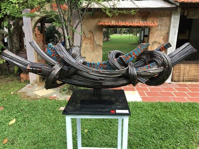 Major art exhibition celebrates National Day