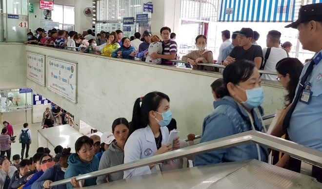 More doctors leaving public hospitals to go private