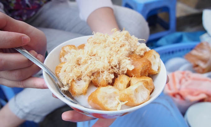 Reviving the legacy of Hanoi pensioner's rib congee