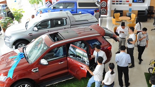 Rising demand for Uber cars, cheap loans boost car sales in Vietnam