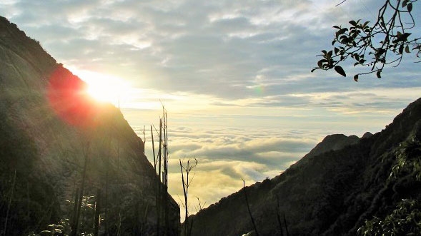 Unforgettable experiences of conquering Fansipan Peak