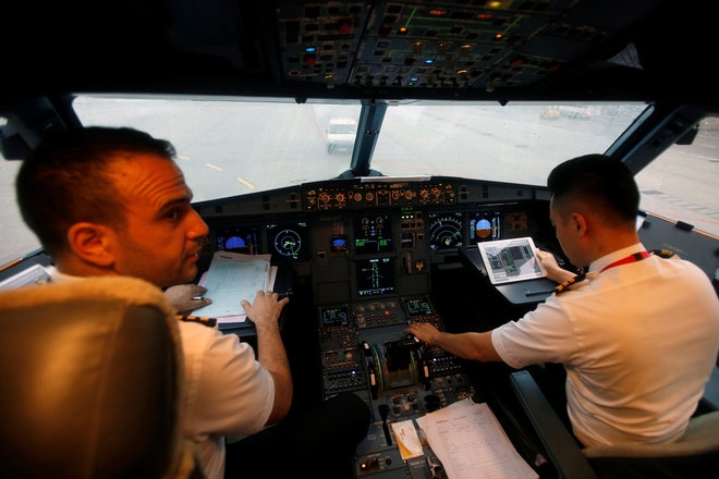 Pilot shortage puts Vietnamese airlines on standby