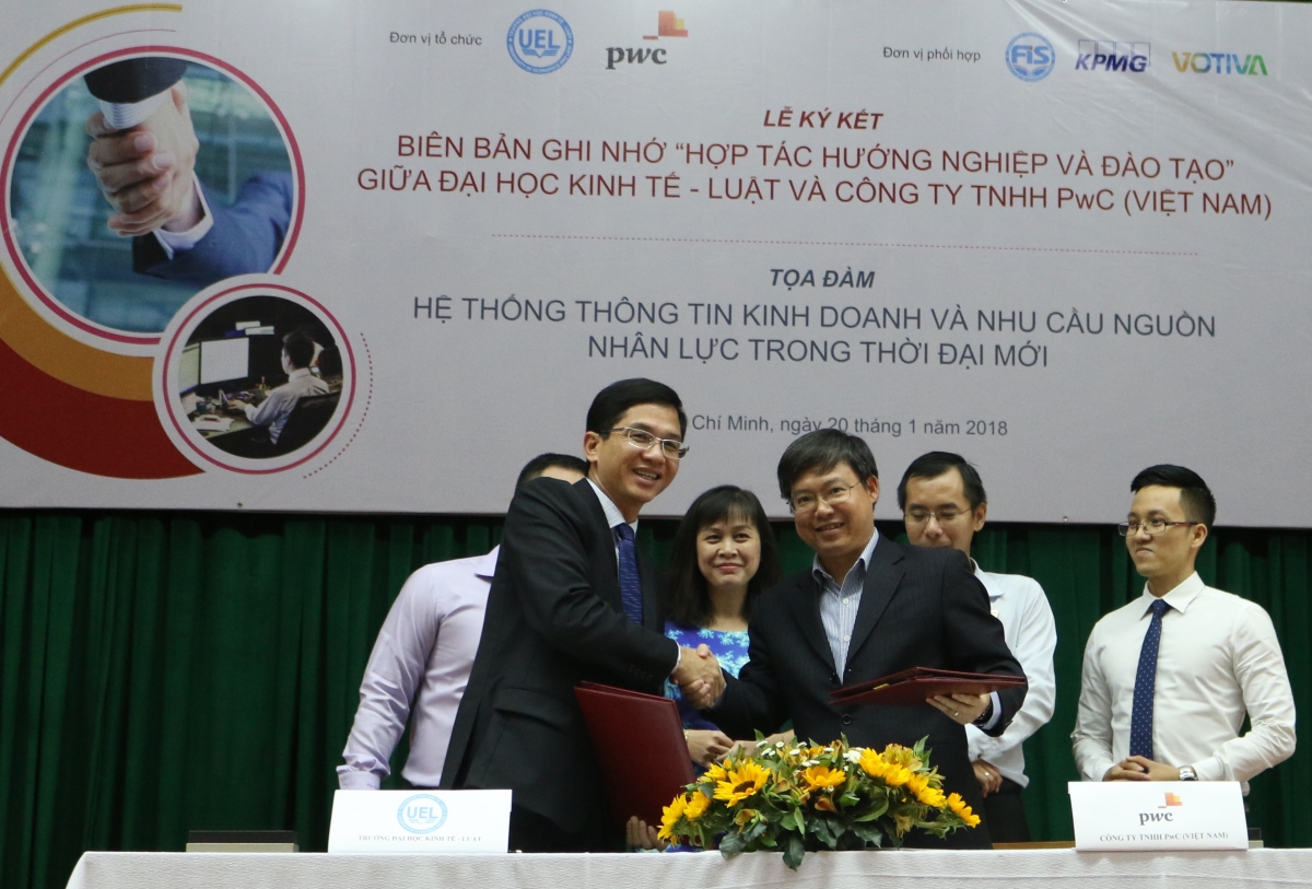 PwC Vietnam and UEL form strategic partnership in career orientation and training