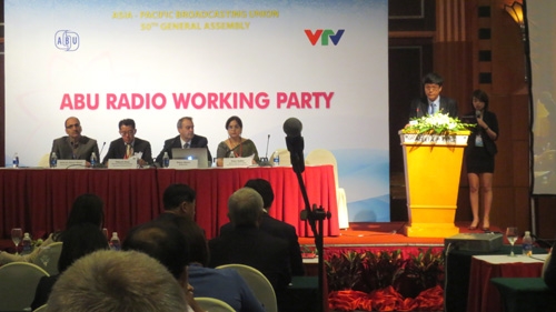 Radio broadcasters discuss new challenges