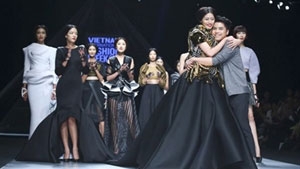 Vietnam Project Runway winner unveils collection in New York