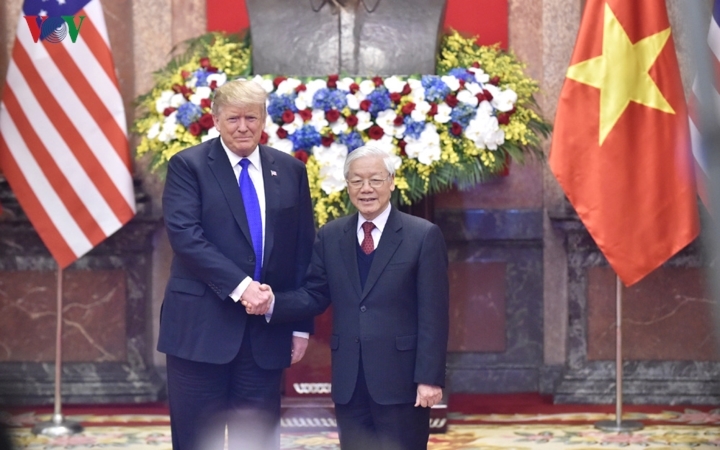 Top Vietnamese leader welcomes US President Donald Trump