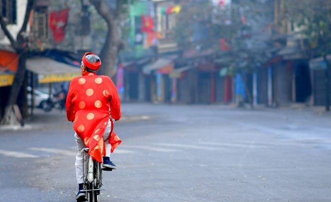 Vietnam's government says 'beautiful' Lunar New Year holiday must be preserved